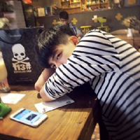 迷 我记得你笑的一脸无害