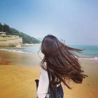 浪尽天涯 伤感个性签名：蹲下来