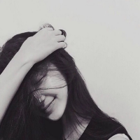 酒窝姑娘. 我的微笑，是你们不明