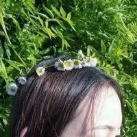 终究我们还是走散了。 [光芒四射的你 是我