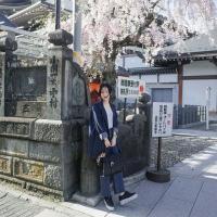 生活不会因为你是年少