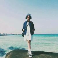 大海与你 小时候常常尿湿被子。