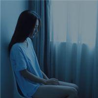 愿她与你共黄昏她问你粥可温 曾经以为，拥有是不容