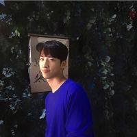后爸 突然发现我们早已分手