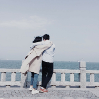 奚 其实我也想在你左右，