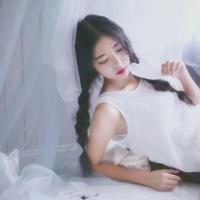 我们不是不会哭泣，只