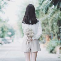 致爱is your song 你说你爱我。。那你为