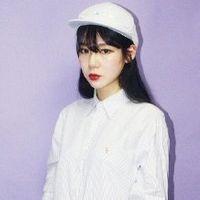 少女 想壹個人，不需要語言