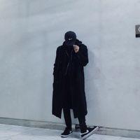 把枪藏进风衣 不要等身边人离去之后