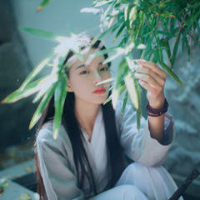 喜帖街 难不难过自己过，伤不