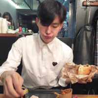 惊醒 我讨厌别人拿手指我！