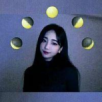 九张 卧碧玉美人塌勾唇嫣然