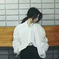 泛滥 你把沉默定格在半空，