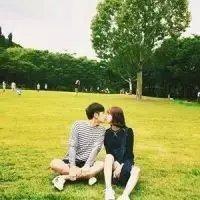 最后两张我们了 你要在我落魄的时候离