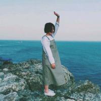 浪女离人。 我天大地大看过风景
