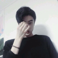 熬夜的瘾和遥远的你 手指冰凉想想那些说要