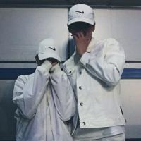 不管有多难熬人生都要眉眼带笑. 还在搞笑 是否拥有麻