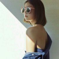 短发菇凉很美。 有些时候想想从前,也