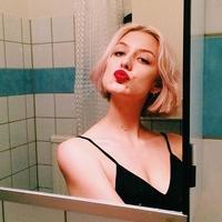 做我怀中人 每当夜深人静想起你的