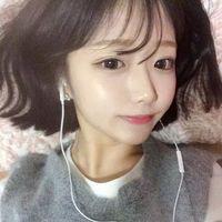 李木子 伤感个性签名：陪你看