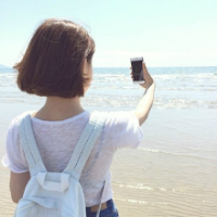苏若柒。 我不懂什么是爱 我只