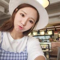 W：初心 浪女没有家 奈何爱还在眉头，欲走