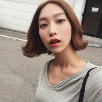 W：初心 浪女没有家 奈何爱还在眉头，欲走