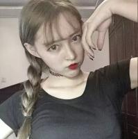 谭薇咩 樱花掉落的速度是每秒