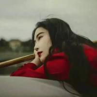 谭薇咩 樱花掉落的速度是每秒