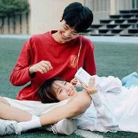 红衣佳人白衣友#情头 我不是很多人的太阳