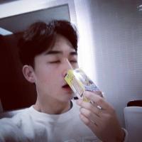 安静的做个美男子 世界上最好的感觉就是