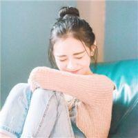 一个人要像一支队伍 没有变过的街头 我一