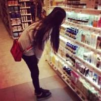 随波逐流。 “他有情书他有酒 他