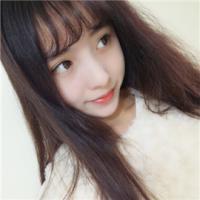 往事匿于风。 若君愿意，我愿一袭红