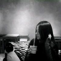 伤心的人们你们喜欢吗 恩对靠近我之前你要知
