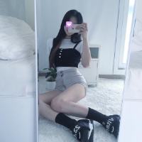 id:日寐不袂 心里有一只猫昼夜不睡