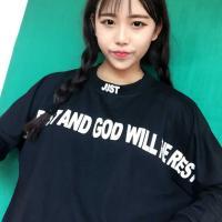 我尝过爱情和友情满盘皆输的味道 感动只是一刹那 可感