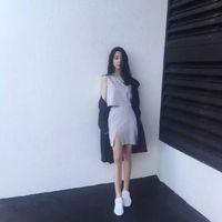 媛宝吖。 被你排挤在外却还要装