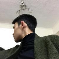 何思佳 何思佳 希望你爱的人都比我爱