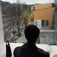 id:日寐不袂 现在不掏心掏肺，是为