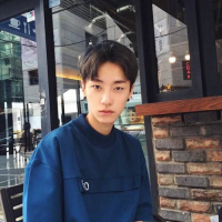 想起你很温柔. 我有点不像我 你也有