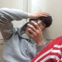 想起你很温柔. 我有点不像我 你也有