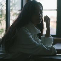 音讯 或许只是一场温柔的背