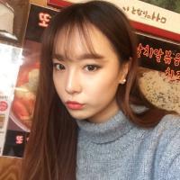 你眼睛真大睫毛真长腰