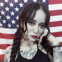 冷血美人。 说不尽的心酸我也只能