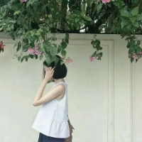 猎物从不知自己被盯上。 从不指望谁心疼我为我