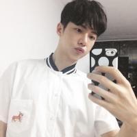 一席倾城。 等一个人太久就会忘记