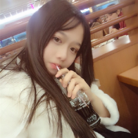 id:日寐不袂 喜欢发呆的人，心里定