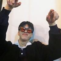 歌川湛 有时候我想摘下面具做