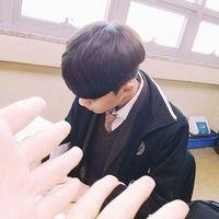 Numb 這 裡、 有 些 什